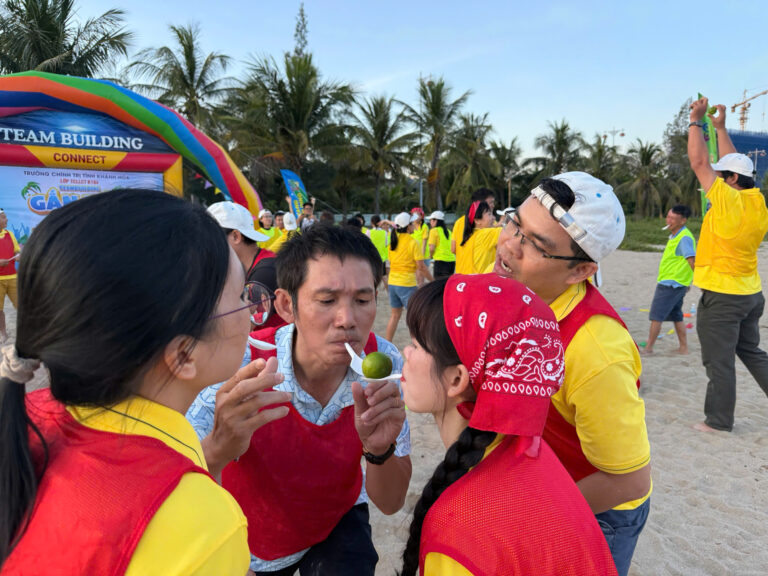 9c64d31b38fcb6a2efed34